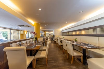 Modern Restaurant in the Flamingo Grand Hotel