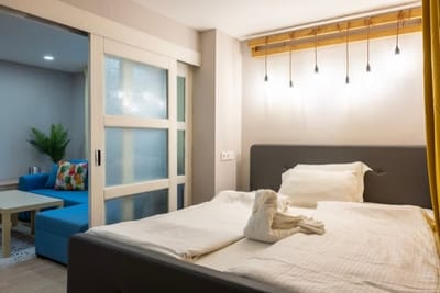 Central & Beautiful Apartment - Perfect Location