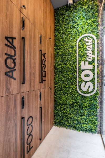 SOFapart Boutique Apt with 3 BDR + 2 BTH & Parking