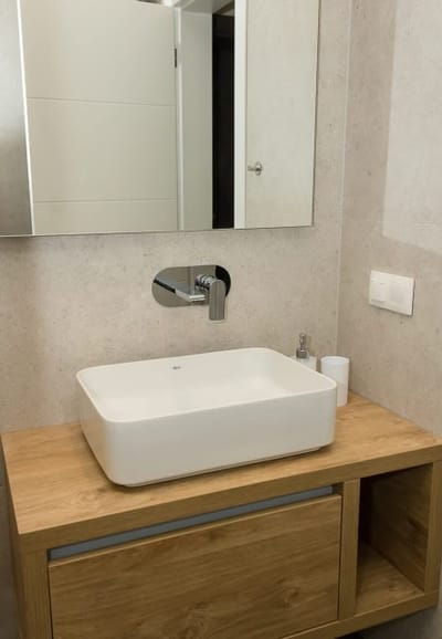 Modern Seaside Retreat 1BD Apartments