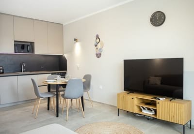 Skyline Varna – Stylish 1BD City Apartment