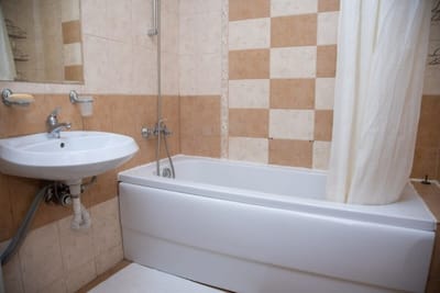 Sunny apartment in a complex with a POOL and GYM