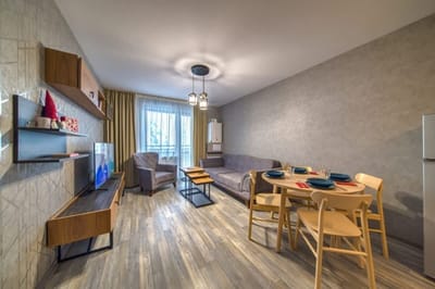 Colors of Nature in Stylish Flat in Pamporovo