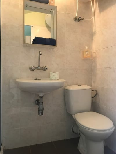 The Backpacker's Spot - Bus & Railway Station Gem