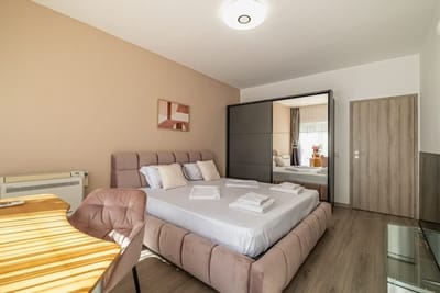 Black Sea Spacious 3BR Apartment