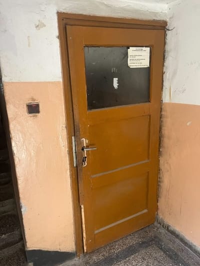 Tom Thumb & Thumbelina  2 Private Rooms