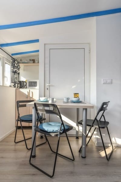 The Ivy House - A Cozy Attic near the City Center