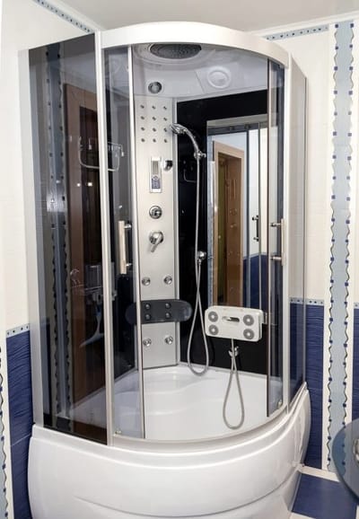 Bright & Spacious 2-Bedroom Flat in Central Varna