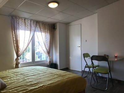 Top Center Studio - The Nest