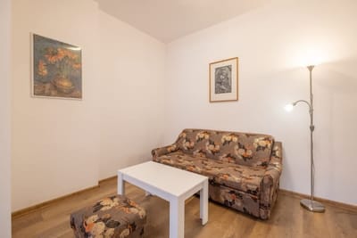 Peaceful downtown location - 2 bedroom apartment