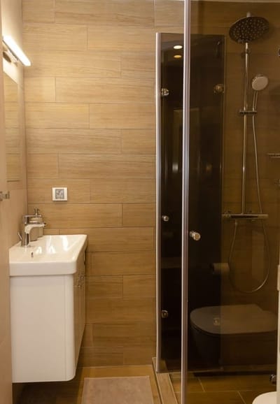 The Blue Apartment  1BD with a Cozy Balcony