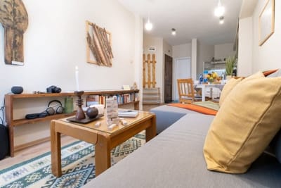 Chic Urban Getaway in City Center