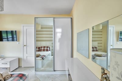 2BD Flat with Balcony in Flores Garden Complex