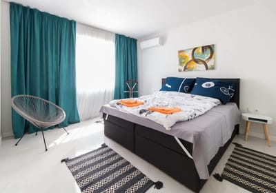 Pop your C-o-l-o-r-s - Funky and Modern 1BDR. Apt.