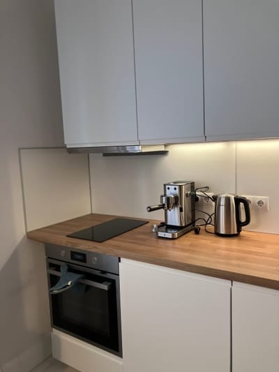 A French affair. With parking, style and elegance.