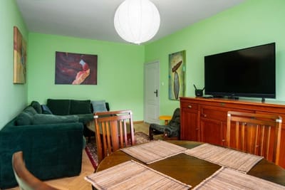Life in Colours - Artistic 1BD Apartment