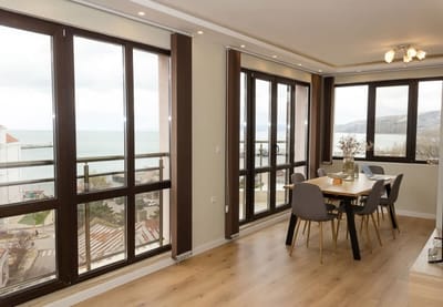 Seaview Haven: Elegant 2BD Flat in Balchik