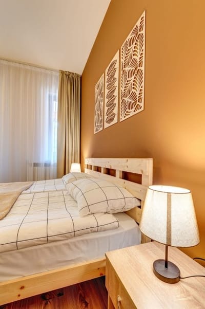 Cosy 1BD Apt w/ Free Parking and Balcony