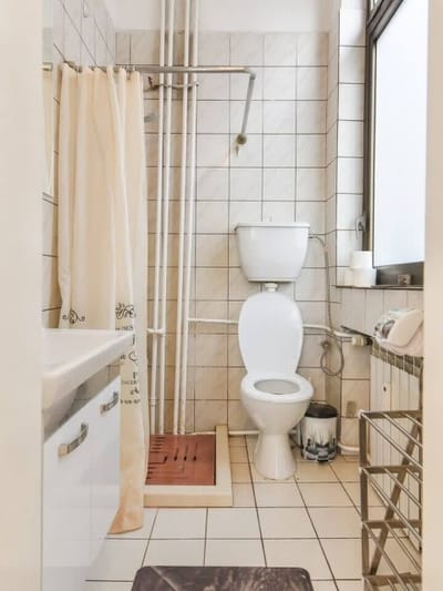 Historical Lion's Bridge 1-Bedroom Apartment