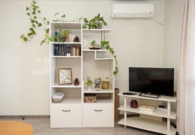 Cozy Sea-View Flat with Balcony in Galata, Varna