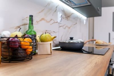 City Center Perfect: 1BR Apartment