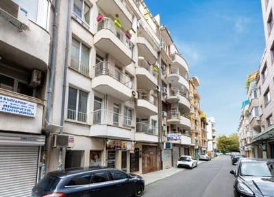 Stylish 1BD with Desk in Karshiaka