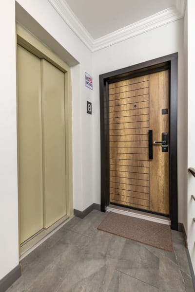 Central Apartments with Garden view - Apt No. 8