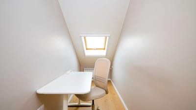 Quiet 2 BDR Comfort Near NDK + Workspace