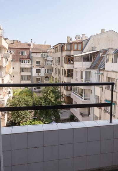 2-Bedroom Apartment in Prime Varna Location