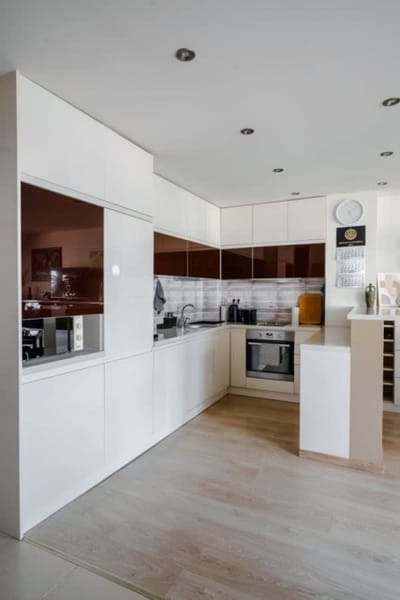 Spacious 2BD Flat with Secure Free Parking