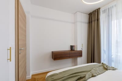 1BD Modern Serenity in Azur Delux Complex