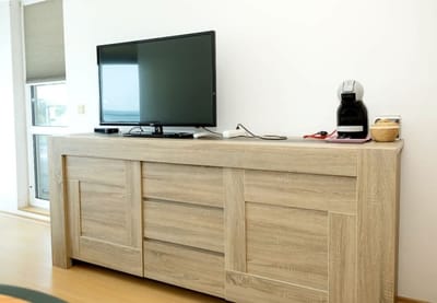 Kabakum 1BR Retreat with Parking, Steps to Beach