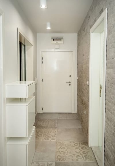 Modern Elegance in Varna – Spacious 3-Bedroom Home