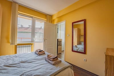 Modern 1BR Apt – Top Location, 4 min to Metro