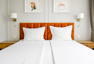 Stylish 2BD with Balcony & Desk near Vitosha Blvd