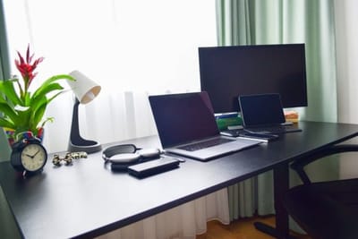 City Center Charm: 2BR Apartment