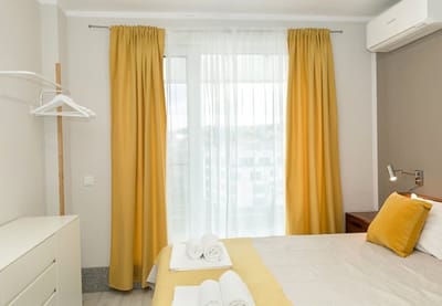 Chic 1BD Flat in St Constantine & Helena Complex