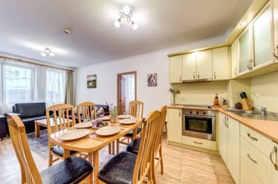 Alpine Haven 2-Bedroom Escape in Pamporovo