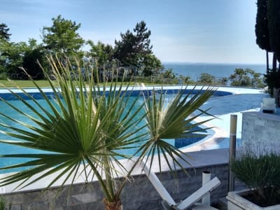 The Blue Studio  In a complex next to the beach