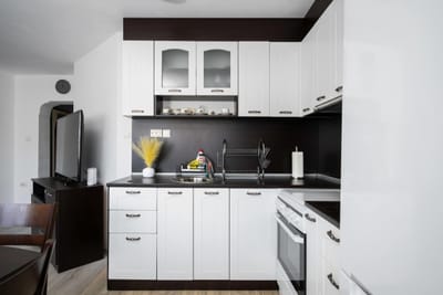 Sunny & Modern 1BR Apartment