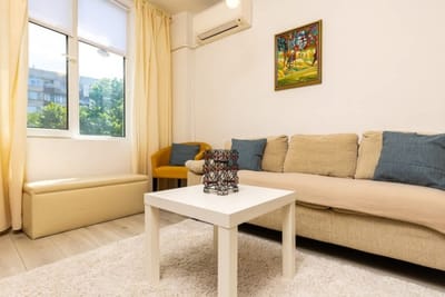 Azuuro  1BD near the city center