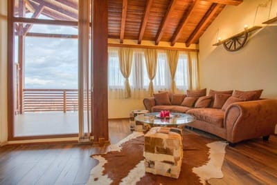 Stylish Two-Level Apartment in Bansko