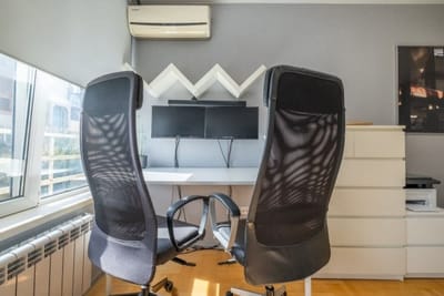 iLonka's Home | 1 BDR with Workspace and Terrace