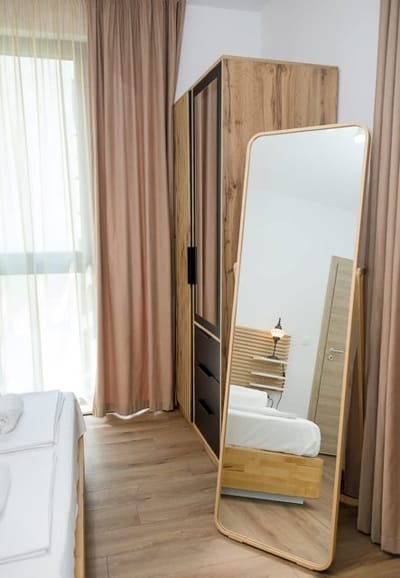 Modern 2-Bedroom Flat with Balcony in Azur Premium