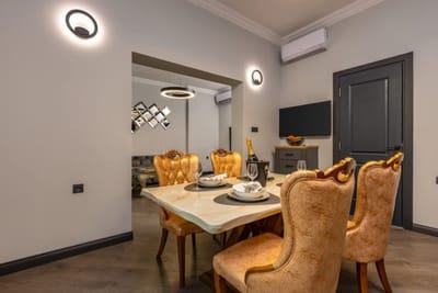 Central Apartments with Garden view - Apt No. 4