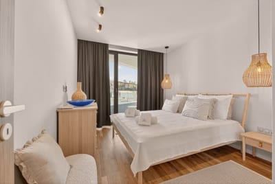 Breezy Boho 2BD Home with Sea View – Chayka