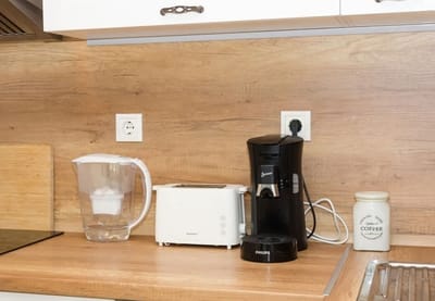 Primorki Park 1BD Flat with Desk & Balcony