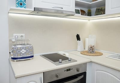 Cozy Seaside Escape – in Central Balchik