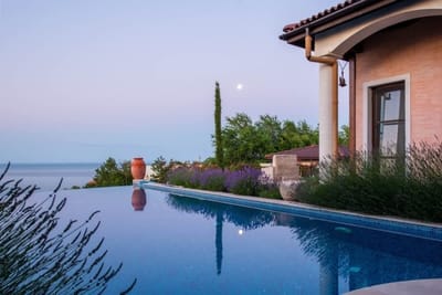 Hacienda Del Sol | Heated Pool