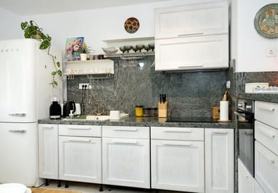 Stylish Flat with Balcony & City Views–Briz, Varna